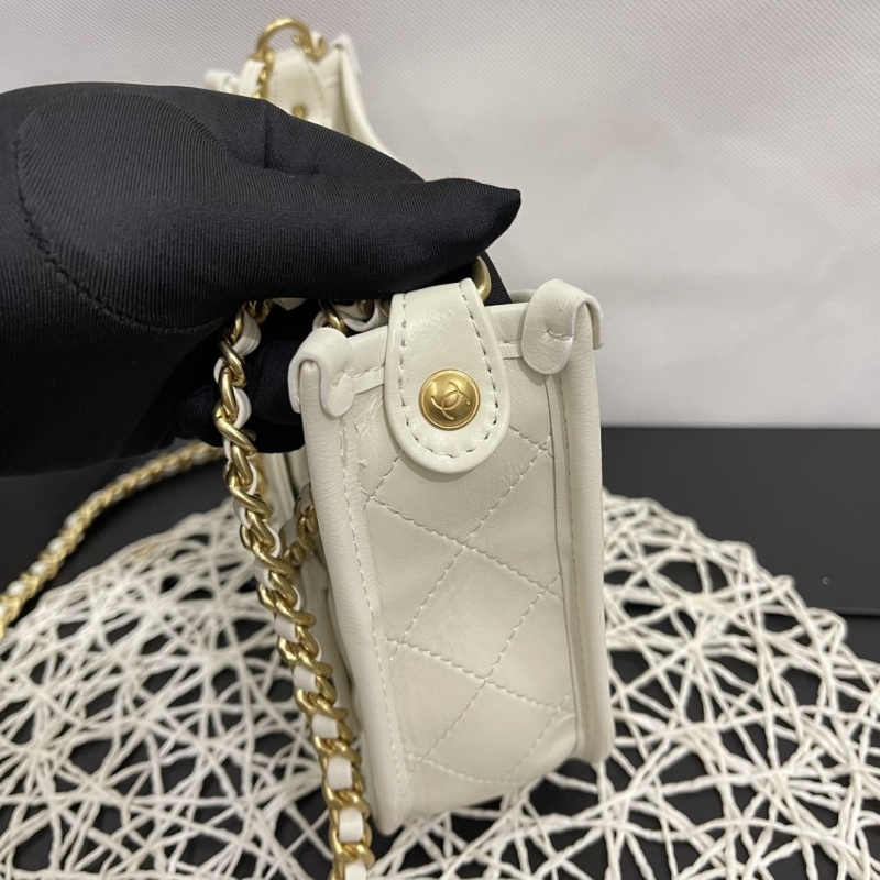 Ch**el hobo bags